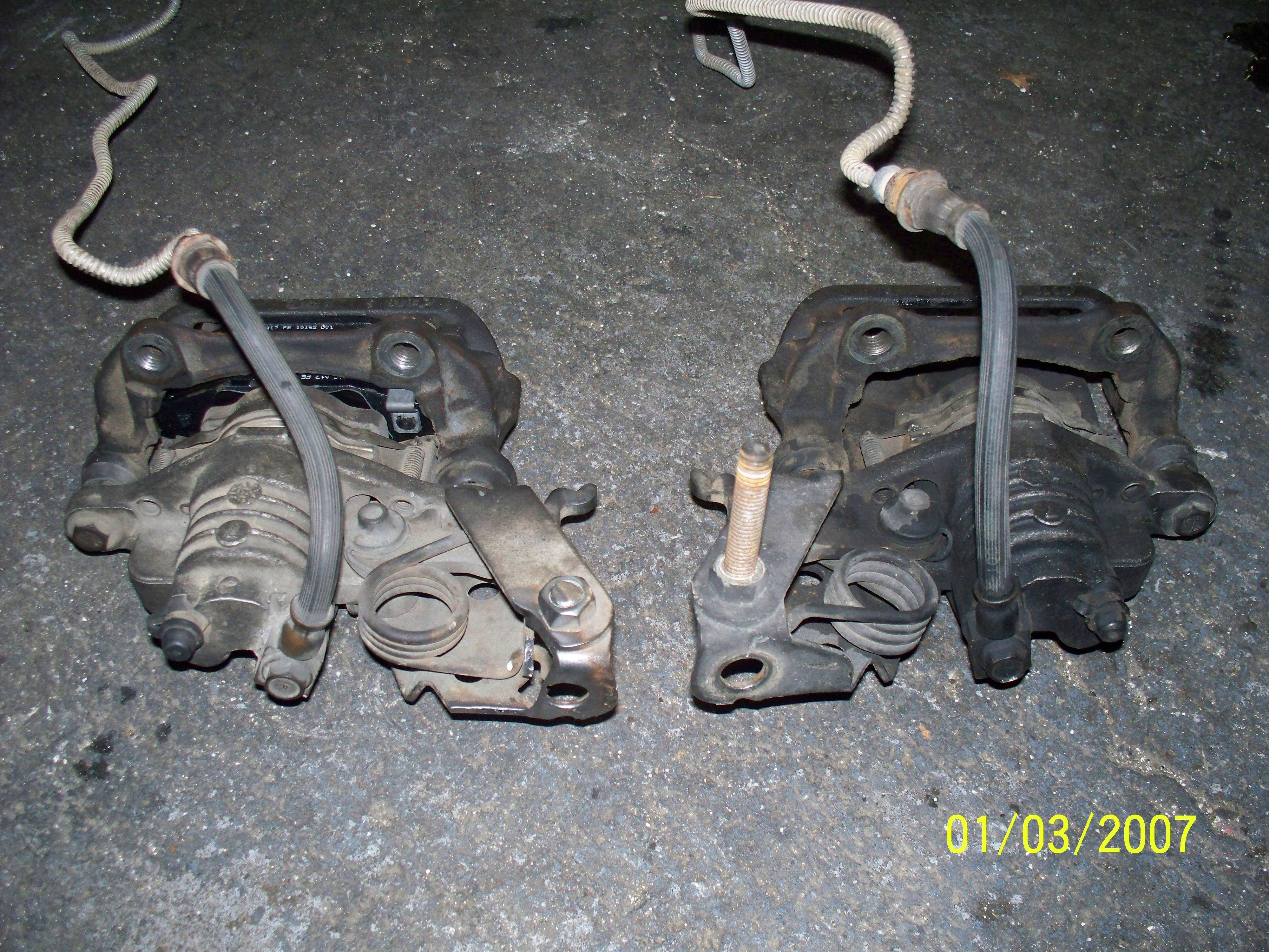 LT1 REAR BRAKE CALIPERS.JPG