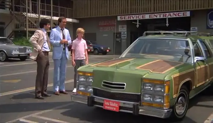 wagon queen famil truckster 2.png